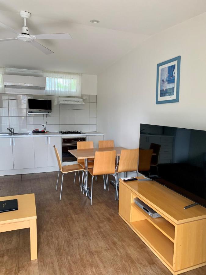 Seahorse Motel Каус Екстер'єр фото