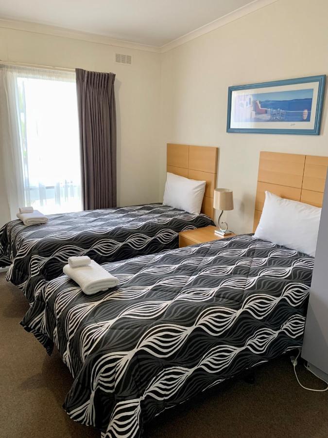 Seahorse Motel Каус Екстер'єр фото