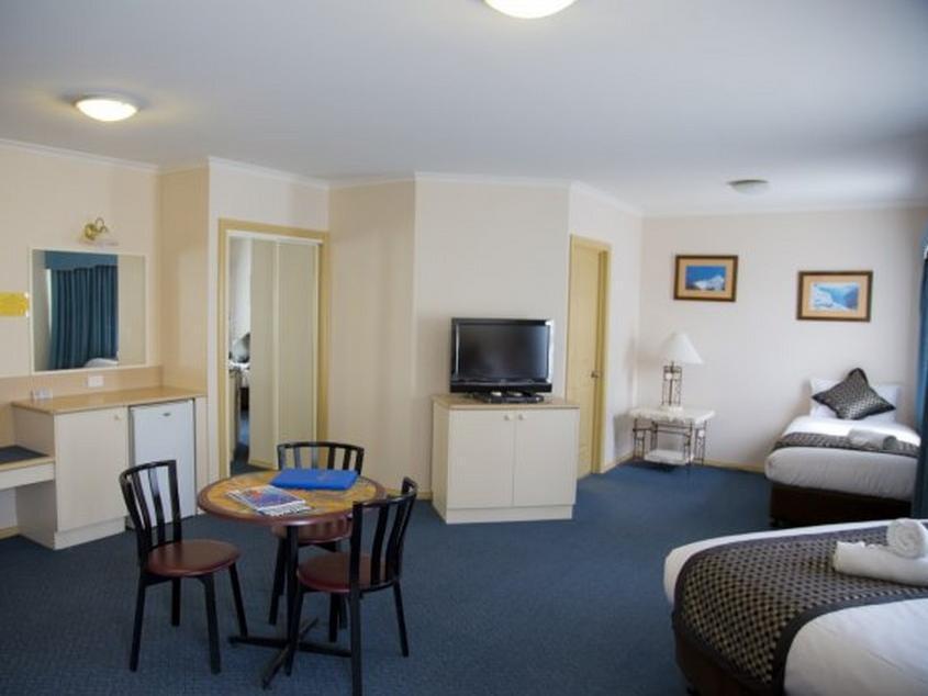 Seahorse Motel Каус Екстер'єр фото