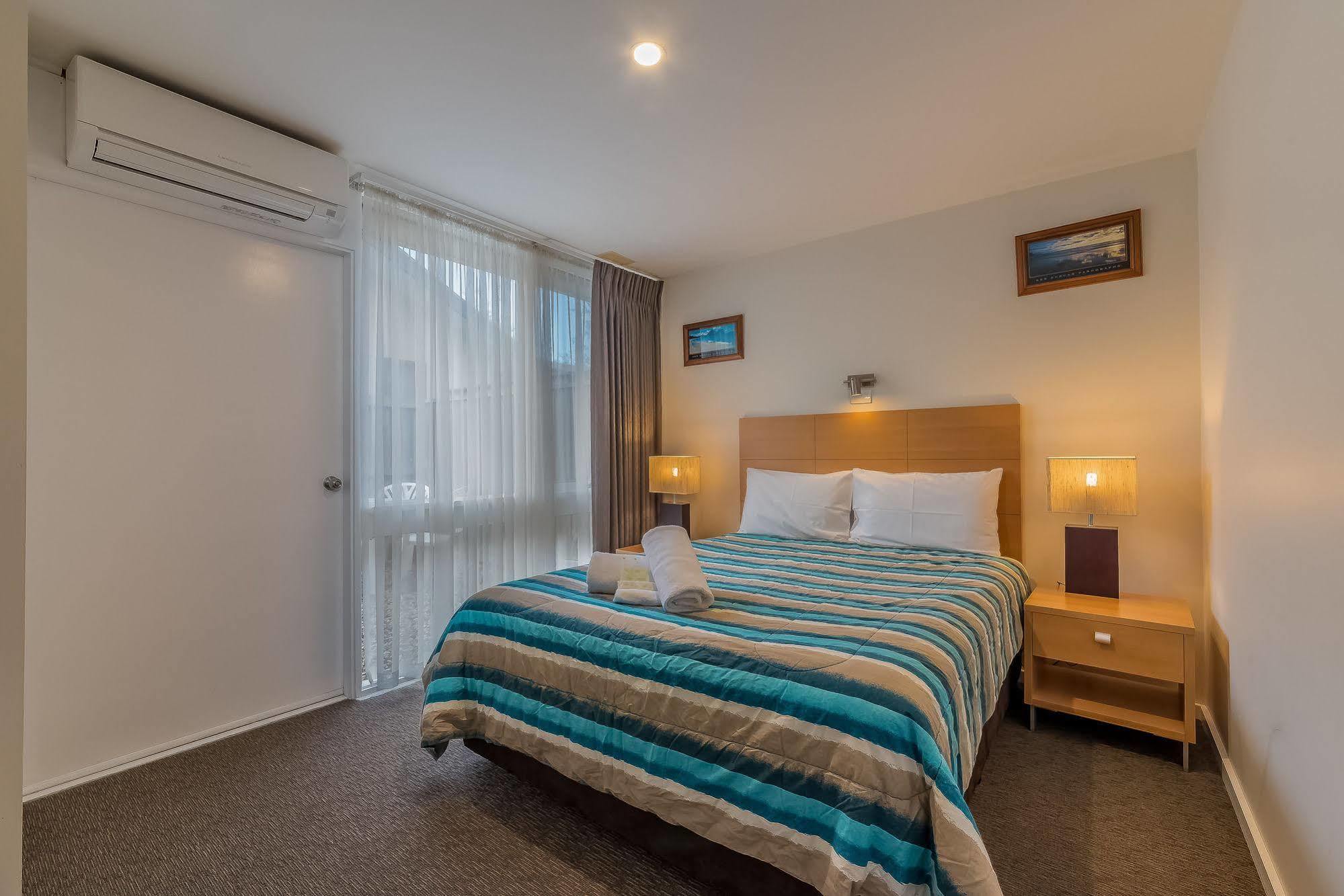 Seahorse Motel Каус Екстер'єр фото