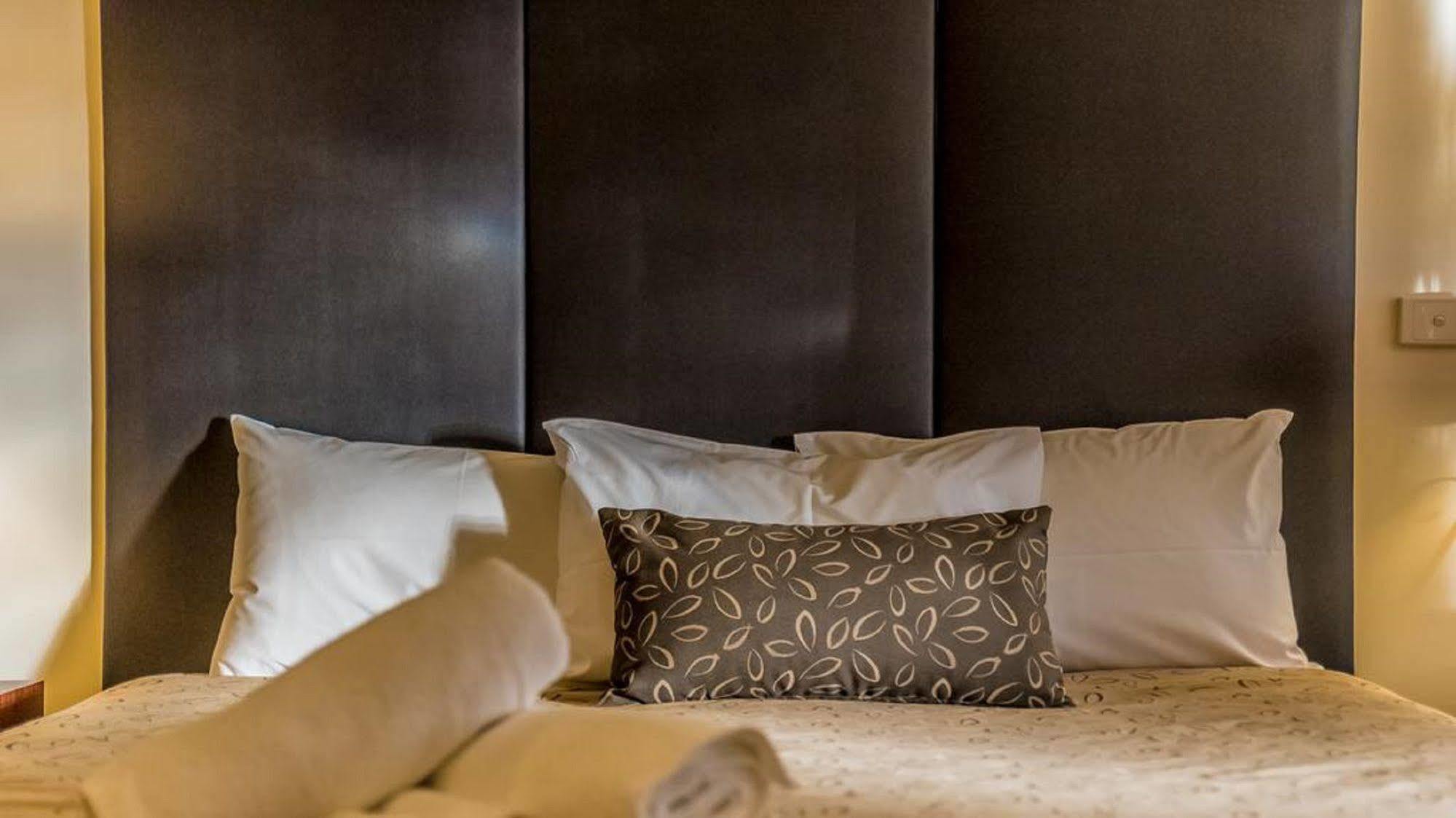 Seahorse Motel Каус Екстер'єр фото